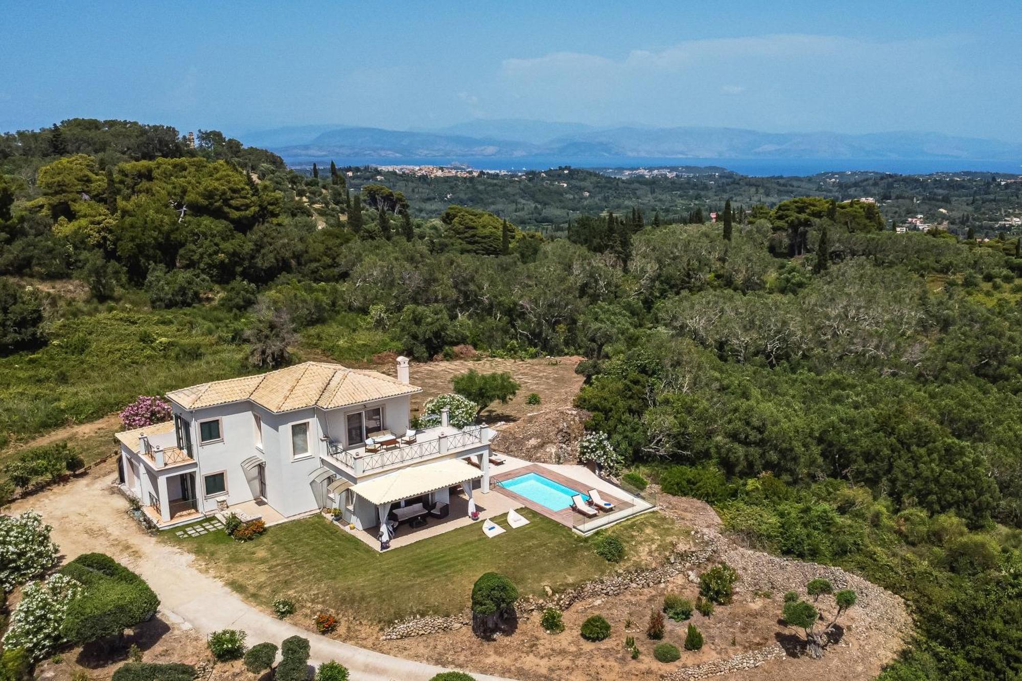 Villa Vardia-Amazing Seaviews With Heated Pool Sinarades Bagian luar foto